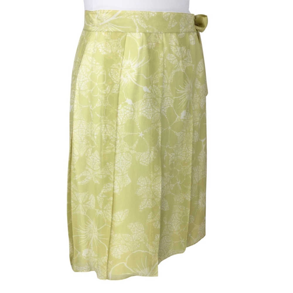TOMMY BAHAMA Vintage Silk Pleated Floral Tropical Hawaiian Wrap Mini Skirt 4 - Picture 3 of 15